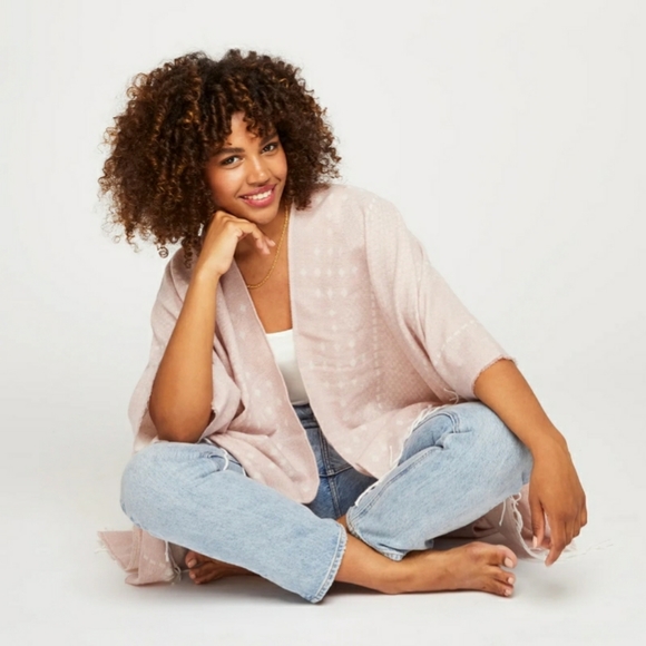 Gentle Fawn M/L Hermosa Kimono Cover-up Scarf Shawl Wrap PINK w Fringe *BNIP - Picture 6 of 16